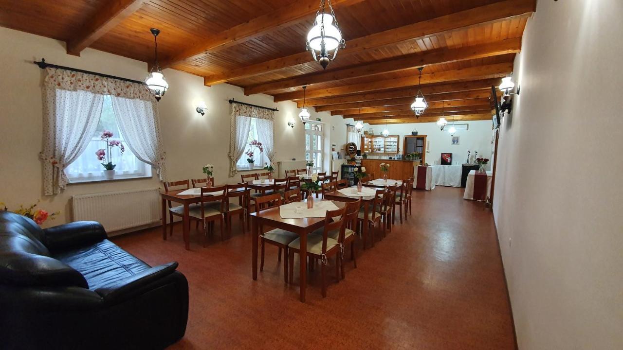 Anna Panzio Penzion 3*